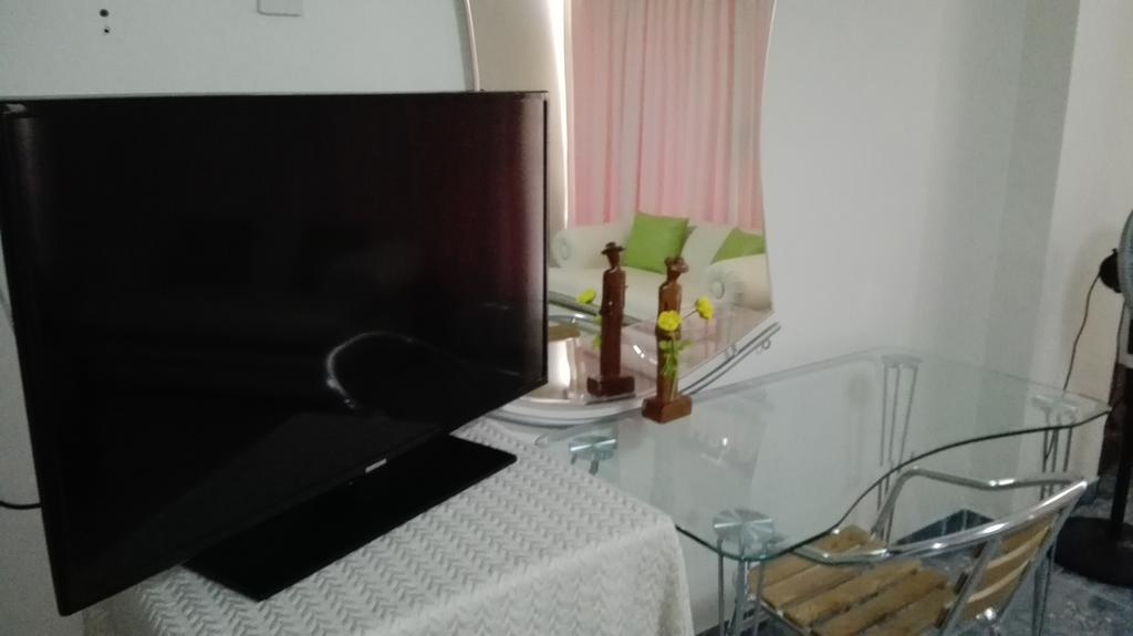 Residencial El Sol De Los Pinos Bed & Breakfast Трухильо Екстериор снимка