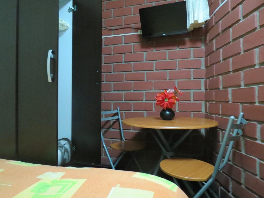 Residencial El Sol De Los Pinos Bed & Breakfast Трухильо Екстериор снимка