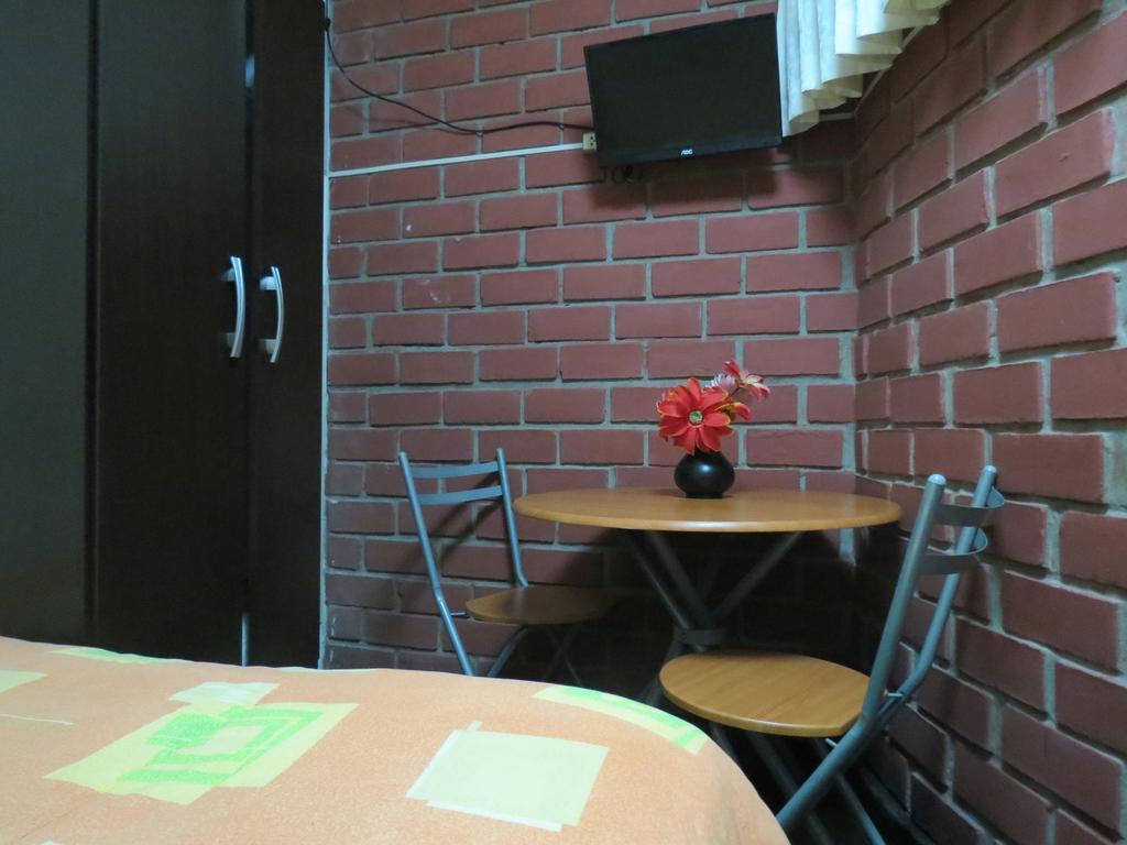 Residencial El Sol De Los Pinos Bed & Breakfast Трухильо Екстериор снимка