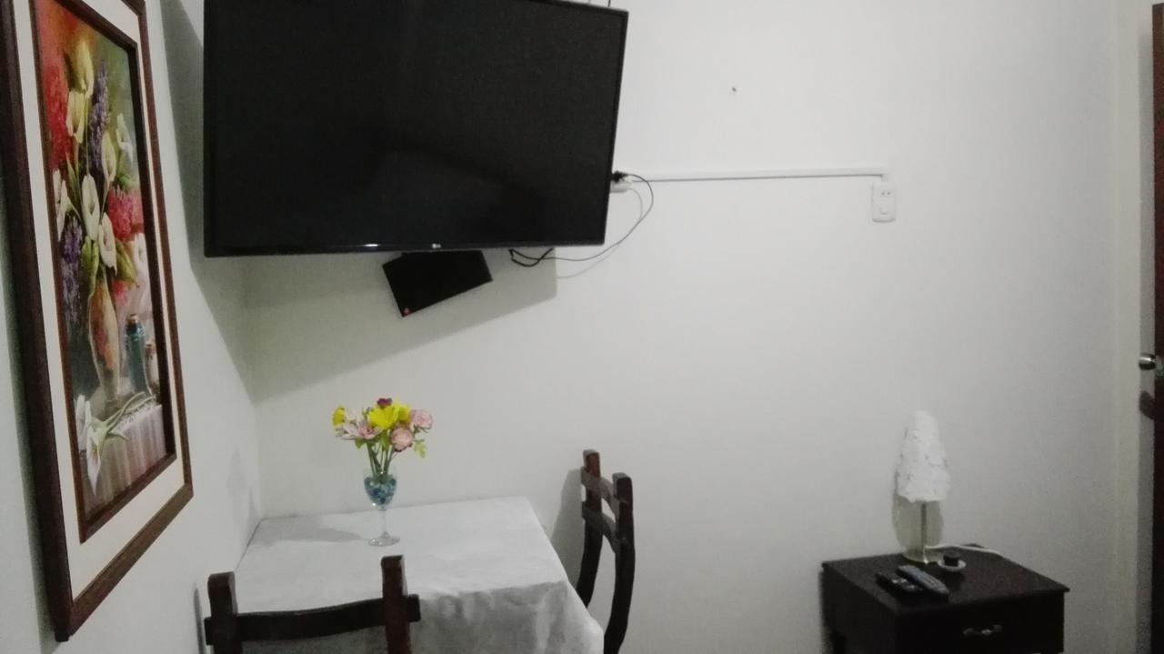 Residencial El Sol De Los Pinos Bed & Breakfast Трухильо Екстериор снимка