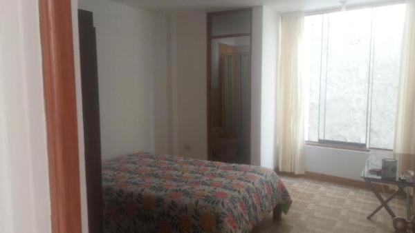 Residencial El Sol De Los Pinos Bed & Breakfast Трухильо Екстериор снимка